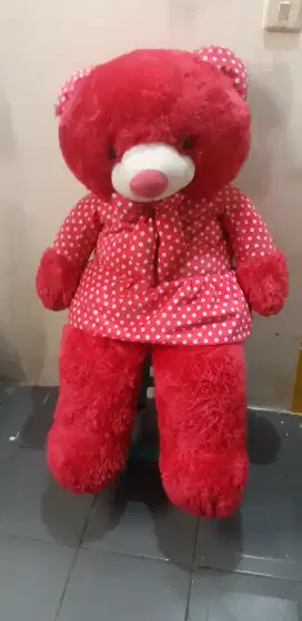 Boneka ukuran besar