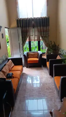 Di jual sofa masih bagus