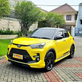 ( Km 4rb ) Toyota Raize GR sport two tone 1.0 AT 2023