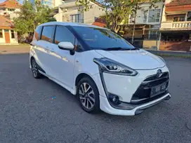 DP 30 JT TOYOTA SIENTA 1.5 Q MATIC / AT 2016 #sienta 2016