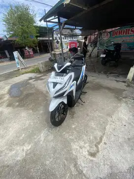 Jual vario 125 tahun 2018