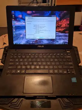 Laptop Asus X200CA