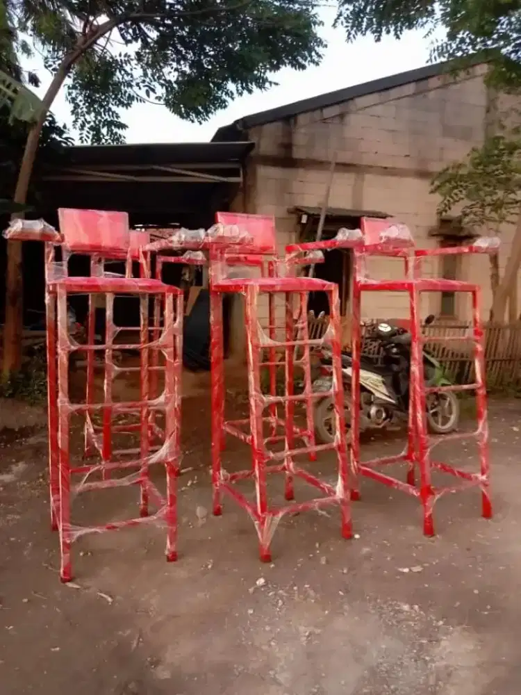 Kursi wasit badminton