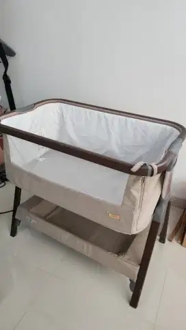 Box bayi tempat tidur bayi Tutti Bambini Cozee Beside Crib