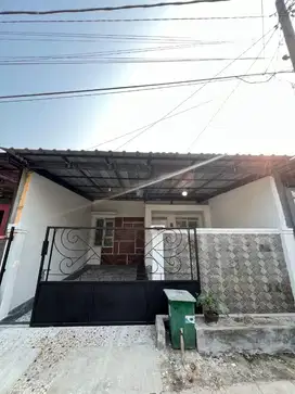 Dijual rumah Renovasi 7 menit ke Metland Transyogi Cileungsi