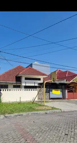 Rumah Bagus di Nirwana Eksekutif Rungkut Strategis Siap Huni