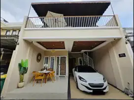 Dijual CEPAT Rumah baru direnovasi di Jakarta Selatan!