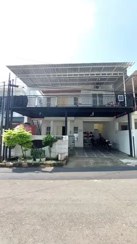 RUMAH SEMI FURNISHED DEPAN POS SECURITY DI ALAMANDA HILLS TEMBALANG