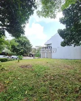 KAVLING HOEK SIAP BANGUN DI CLUSTER SEVILLA, KENCANALOKA BSD