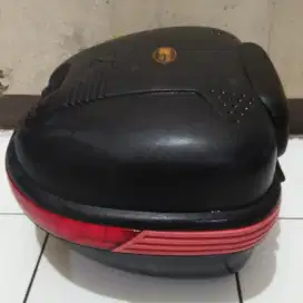 Golden box korea motor / Box Motor Belakang