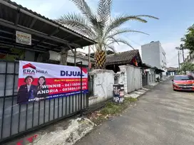 Dijual Rumah Hitung Tanah di Pondok Bambu Jakarta Timur