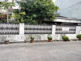 Dijual rumah Murah  di Jl.Asem - Duri Kepa row 2 Mobil
