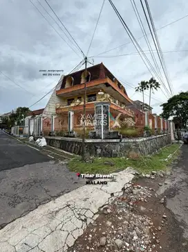 Dijual Rumah Klasik 4 Lantai Di Area Tidar Bawah, Kota Malang(OLX373)