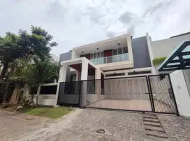 Rumah Minimalis 2 Lt Terawat Graha Family