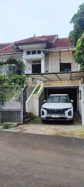 Rumah terawat komplek elite pondok hijau indah setiabudi bandung utara