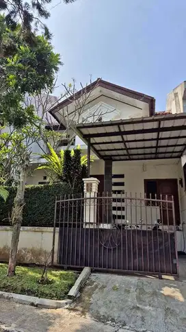 Rumah Minimalis Siap Huni Di Komplek Elite SetraDuta