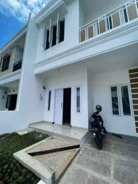 DIJUAL CEPAT RUMAH MEWAH 2 LANTAI ANTAPANI