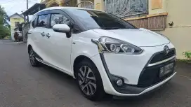 Toyota Sienta V 2018 Manual