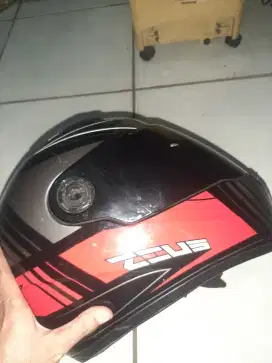 Jual helm zeus z811 ukuran m