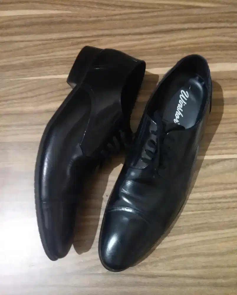 Winshor 44, Asli KuliT, FormiL, Elegan, Eksklusif, Nyaman