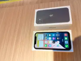 Iphone 11 64gb lenhkap sudah