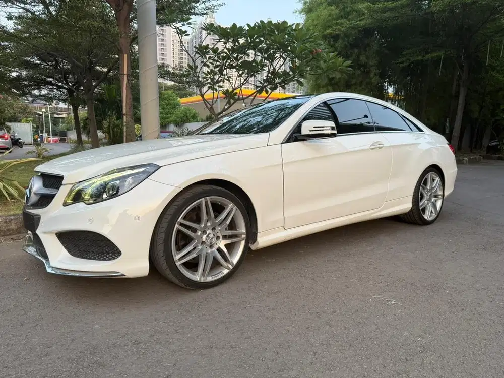 Mercedes-Benz E250 AMG Coupe 2013