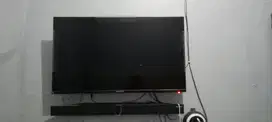 Polytron  Smart TV  PLD 438AG9953