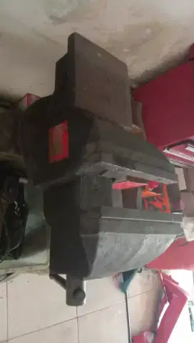 ragum clamp tanggem 8' besi lama