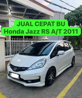 JUAL CEPAT BUTUH UANG HONDA JAZZ RS AUTOMATIC 2011 TERMURAH BU