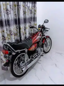 Bismillahirrahmanirrahim. Saya menjual yamaha rx king original.