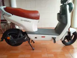 DI JUAL SEPEDA LISTRIK U-WINFLY, BEKAS MURAH BANGET