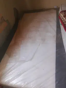 Dijual lipan tempat kasur