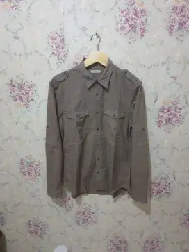 Mulus .authentic baju kemeja burberry limitet size M