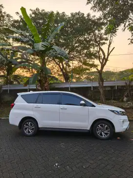 Toyota Kijang Innova 2.4V 2021 Diesel AT