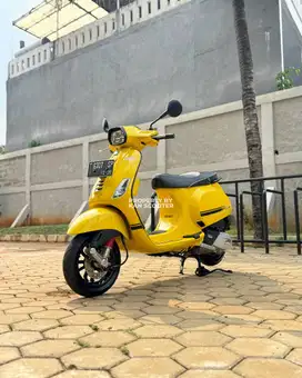JUAL MURAH VESPA S 125 iGET FACELIFT 2021 MULUS