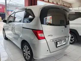 Honda Freed E PSD 1.5L A/T 2014