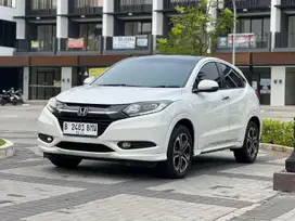Honda HRV 1.8 Prestige AT 2015 / 2016 Pajak Panjang