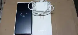 Xiaomi Mi 11T 8/256 Fullset ori sedikit minus