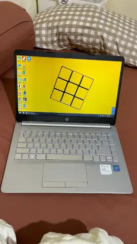 Laptop merk HP ram 8/256