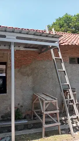Teras kanopi rumah