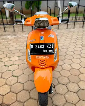 JUAL MURAH VESPA SPRINT 150 3V 2015 MULUS