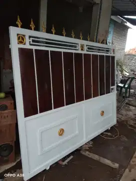 Gerbang minimalis dan clasik