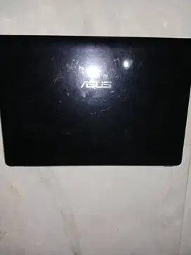 Laptop Asus bekas masih bagus