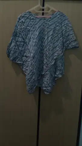 Atasan wanita preloved/thrifting