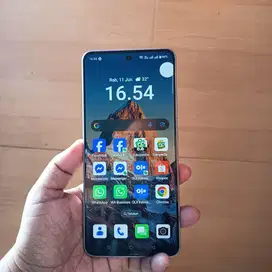 Oppo Reno 11F 5G 8 GB/ 256 GB batangan no charger