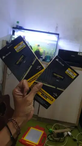 Memori Komputer Ram/ Ram Corsair 16Gb DDR4