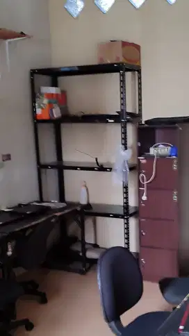 Rak Besi Bekas Kantor