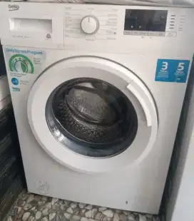 Di jual mesin cuci 1 tabung merk beko, kondisi mulus