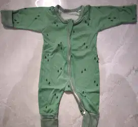 Preloved Pakaian Bayi Baru Lahir s.d usia 1 tahun