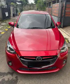 Dijual Mazda 2 Type R AT 2017 - Hatchback Stylish, Irit, dan Fun to Dr